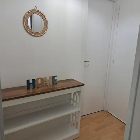 L'escale Bleue Apartment *